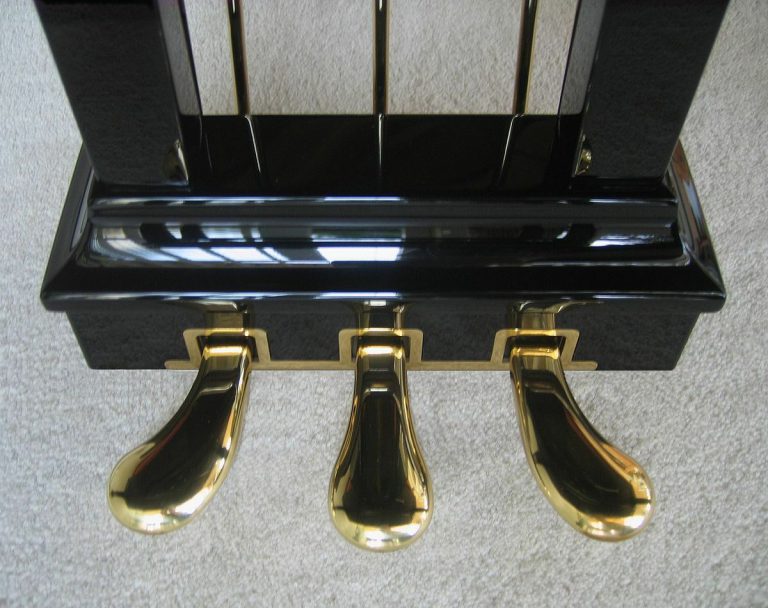 grand-piano-parts-legs-pedal-lyre-music-desk-casters-wheels-lid-music-desk-a440-pianos