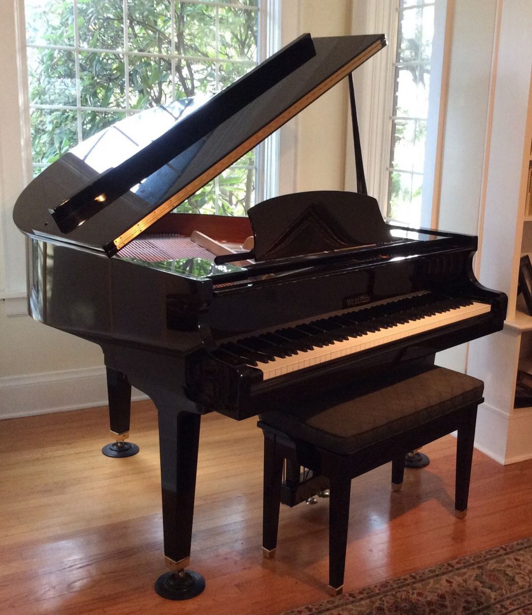 Nice Wurlitzer Baldwin Baby grand piano | A440 Pianos