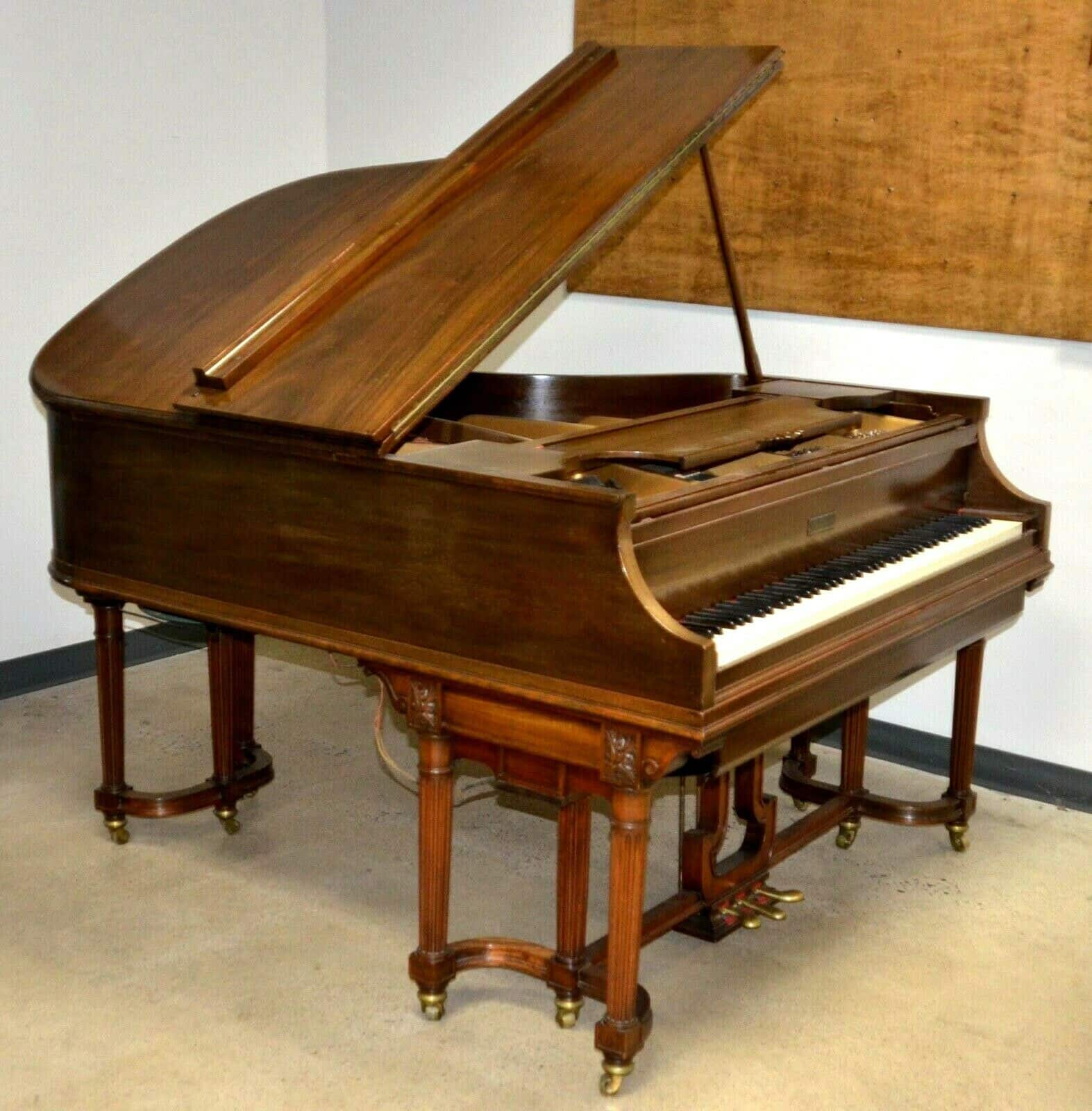 reproducing player piano
