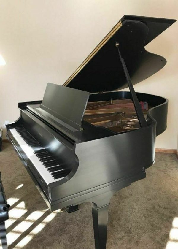 Baldwin 5' 8 Model R grand piano