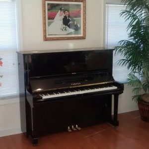 yamaha 50' Upright grand piano