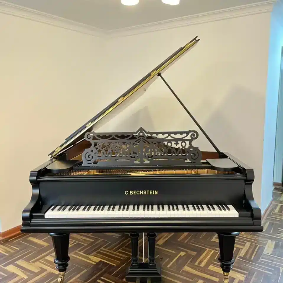 Grand piano C. BECHSTEIN 7'6'' concert german piano | A440 Pianos