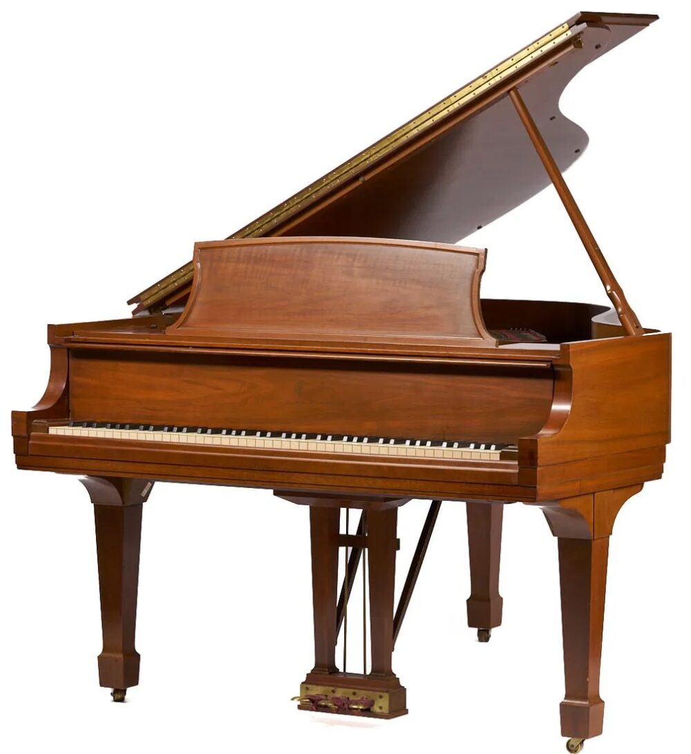 Steinway & Grand Piano, Model L – Walnut Finish