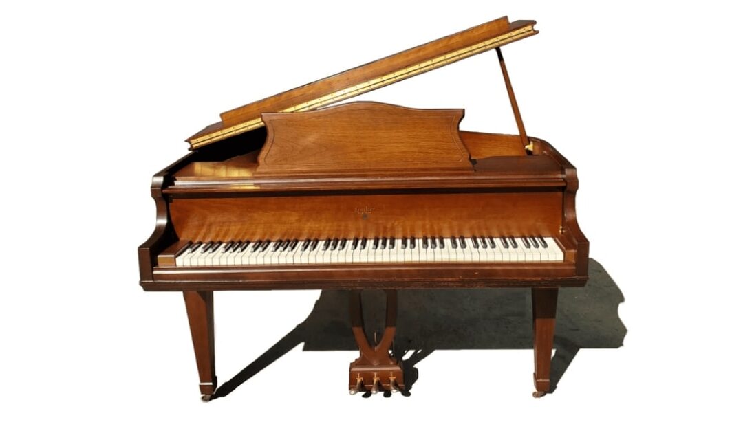 What Are the Mistakes People Make When Buying a Piano?