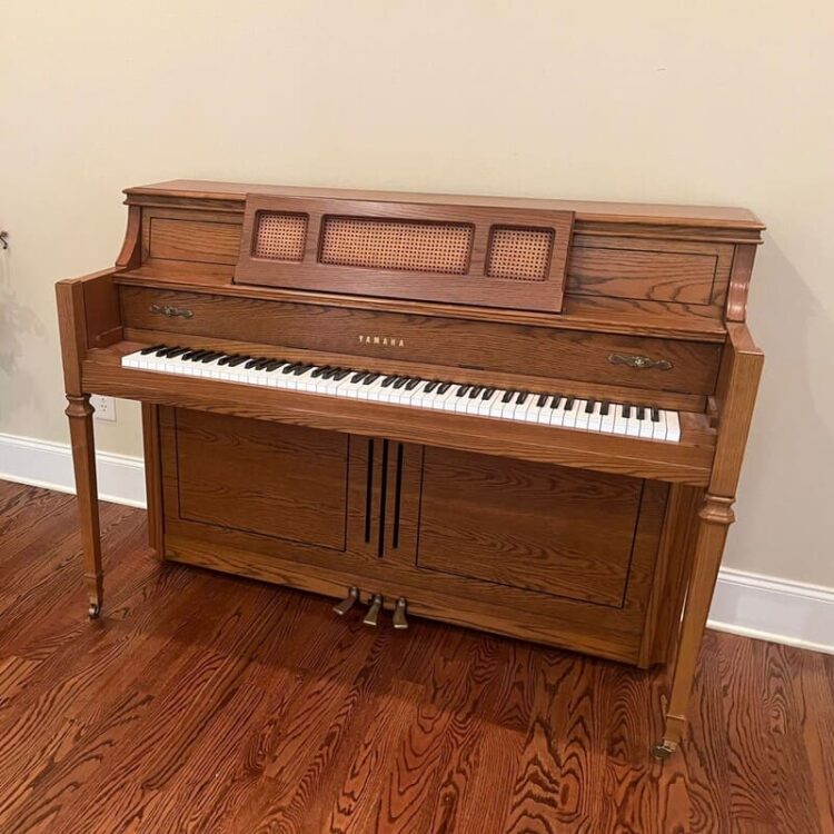 Yamaha Upright Piano with Oak Finish Sweet Quality - A440 Pianos