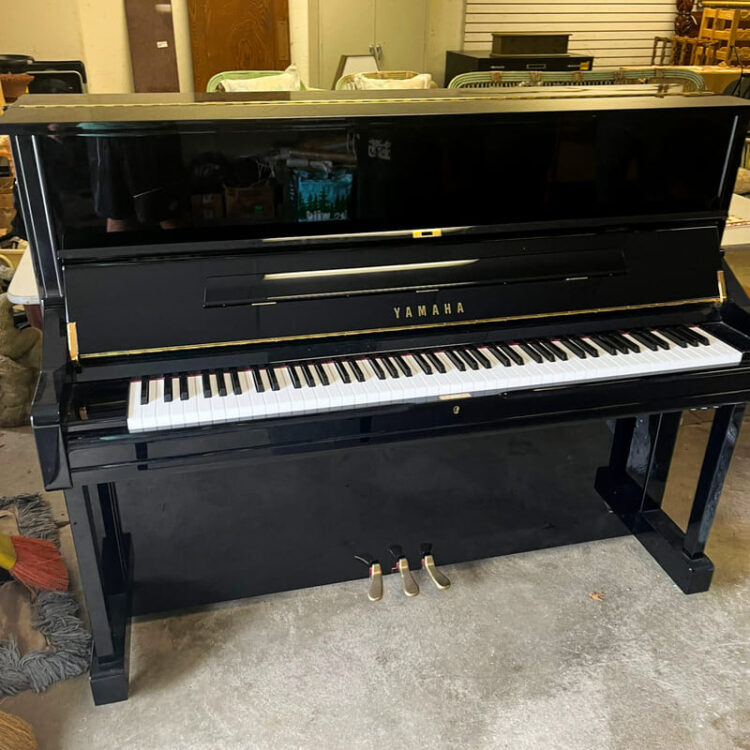 Yamaha U1 Upright Piano Glossy Black in Excellent Condition - A440 Pianos