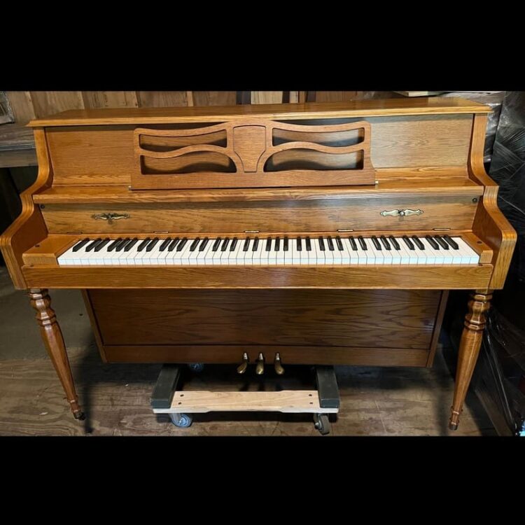 kawai upright piano 505M in Walnut - A440 Pianos