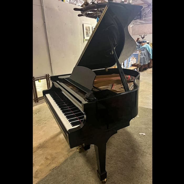 Schumann Baby Grand Piano – Model G-80A – 5' – Glossy Black - Image 3