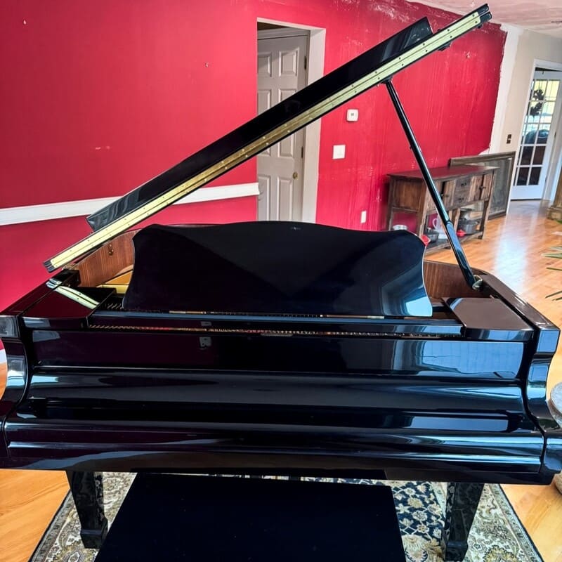 Bergmann Baby Grand Piano – 5' – Polished Ebony - Image 6