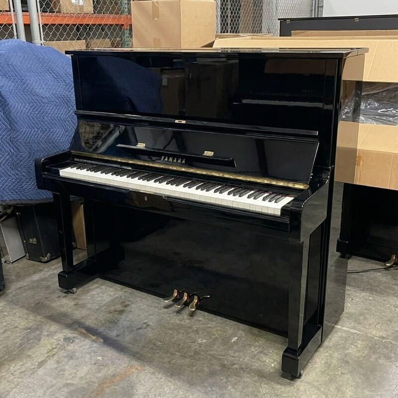 Yamaha 47'' Upright Piano – Disklavier Bluetooth Self-Player