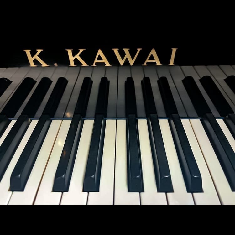 K. Kawai KG-3C Grand Piano – 6'1" – Polished Ebony - Image 5