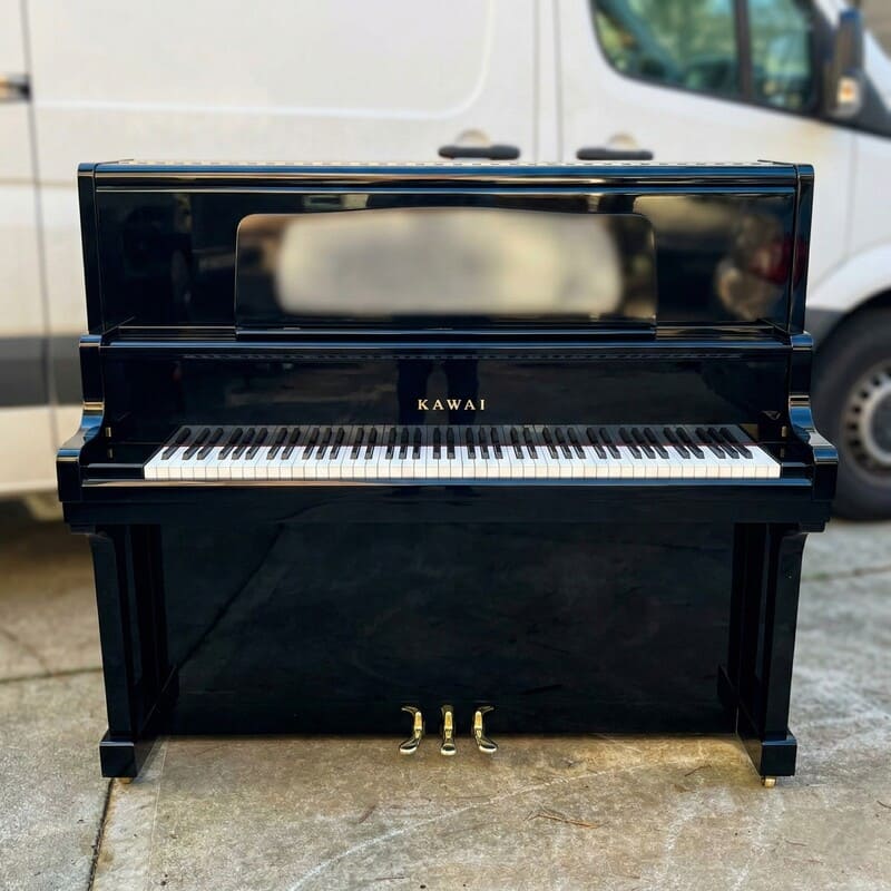 Kawai KU-5D Upright Piano – Professional 52" – Glossy Black