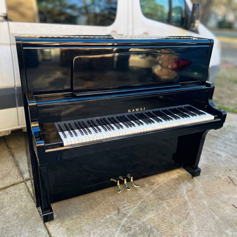 Kawai KU-5D Upright Piano – Professional 52" – Glossy Black - Image 2