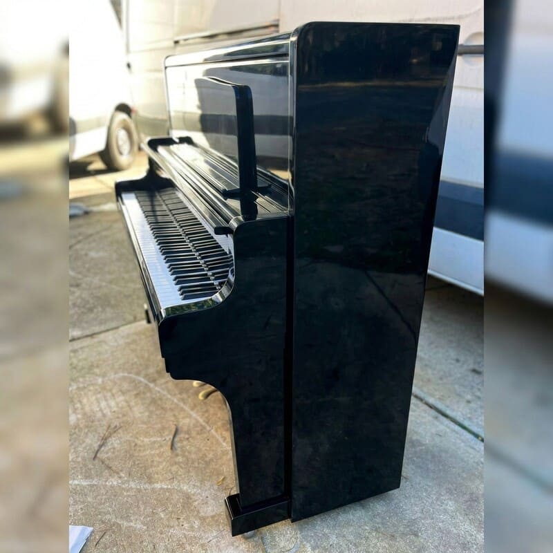 Kawai KU-5D Upright Piano – Professional 52" – Glossy Black - Image 4