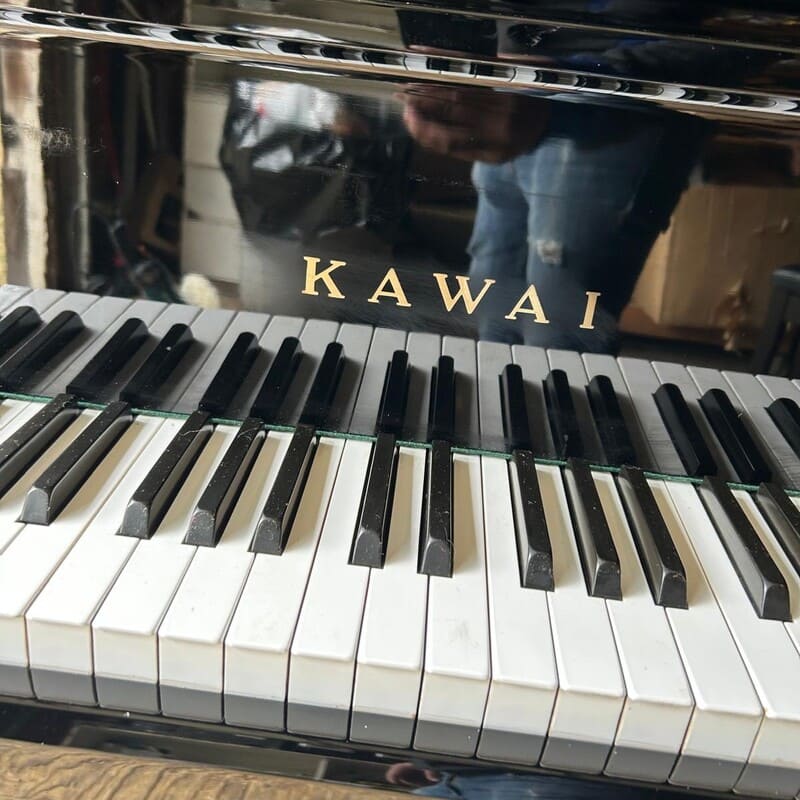 Kawai KU-5D Upright Piano – Professional 52" – Glossy Black - Image 8