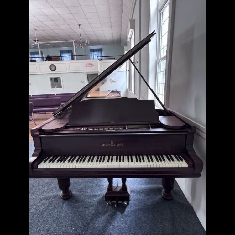 Timeless Excellence: Steinway & Sons Model B Grand Piano
