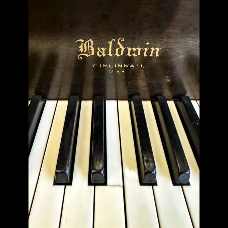 Distinguished Cincinnati Legacy: Baldwin Model G Grand Piano - Image 5
