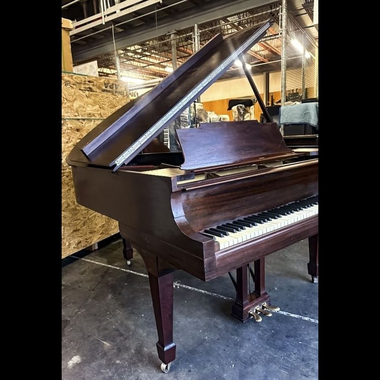 Historic American Craftsmanship: Steinway & Sons Model M Grand Piano - Image 4